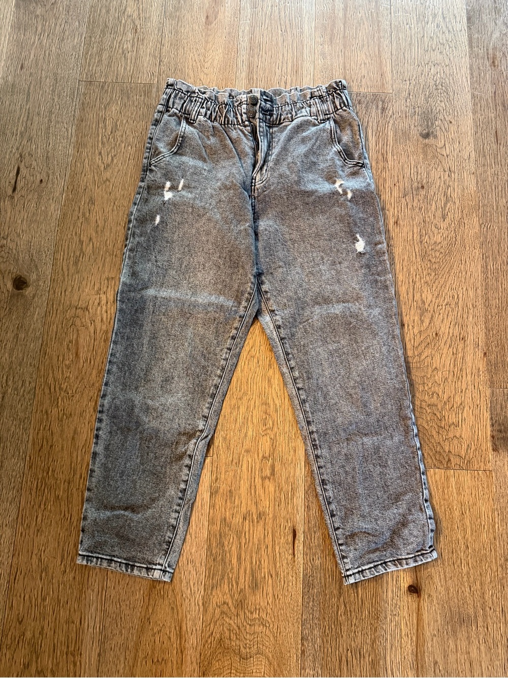 SO Women's Straight-Leg Washed Black Jeans with Distressed Accents and Paper Bag